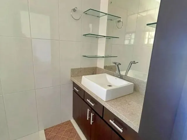 Imagem 14: Réveillon 2026 - Casa C/ 5 Quartos (Ar) - C/ Piscina - Praia Grande - 1 Quadra Mar