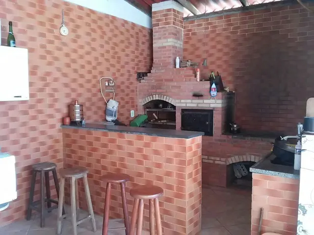 Imagem: Casa com 4 Quartos a 100 Mts da Praia de