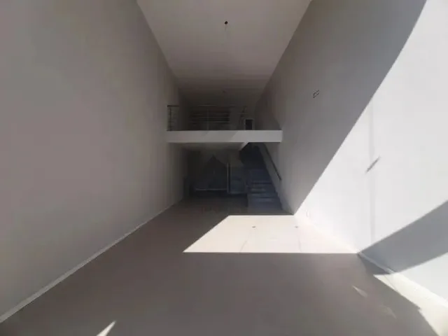 Imagem 13: Loja Comercial com Aproximadamente 110 M², com Ótima Localização no Bairro Igara