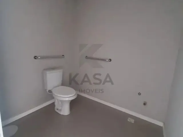 Imagem 5: Loja Comercial com Aproximadamente 110 M², com Ótima Localização no Bairro Igara
