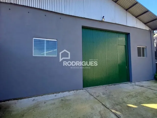 Imagem: Prédio Comercial 200M²-Bairro Virador/Capela