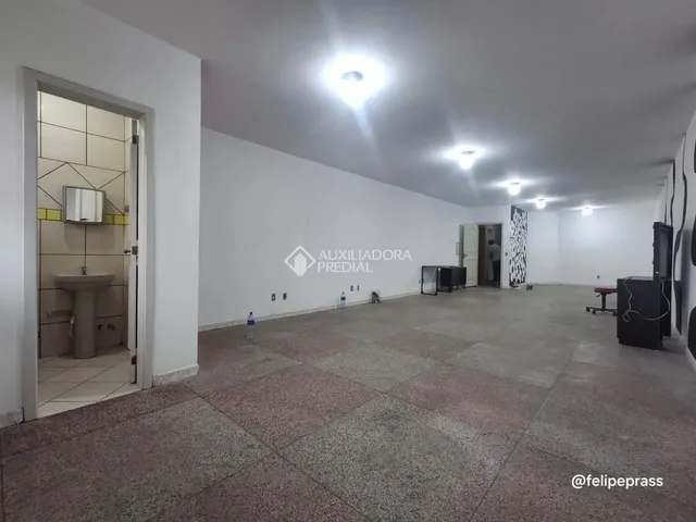Imagem 4: Sala Comercial Galpão / depósito com aluguel por R$900 /mês