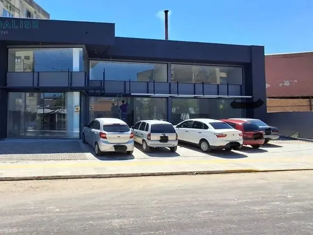 Imagem 2: Loja no Centro de Canoas com 96M² e Estacionamento para Clientes