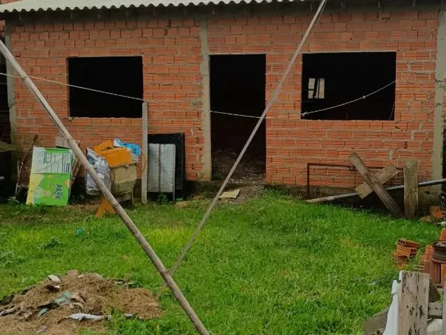 Imagem 4: Área Comercial com Moradia, Semi Acabada