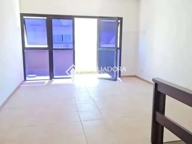 Imagem: Sala Duplex no Edifício Baalbeck no Centro