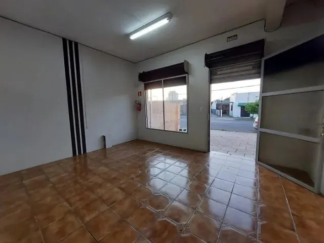 Imagem 11: Lojas 1&Amp;Amp;2 + Pátio [Combo] À Locação | 240M² R$ 3.000 | Centro Esteio