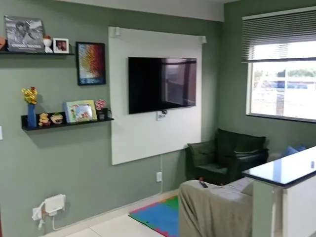 Imagem 1: Urgente! Apartamento Ao Lado da Central! Reformado! C/Elevador! 2Quartos! Qn 5!