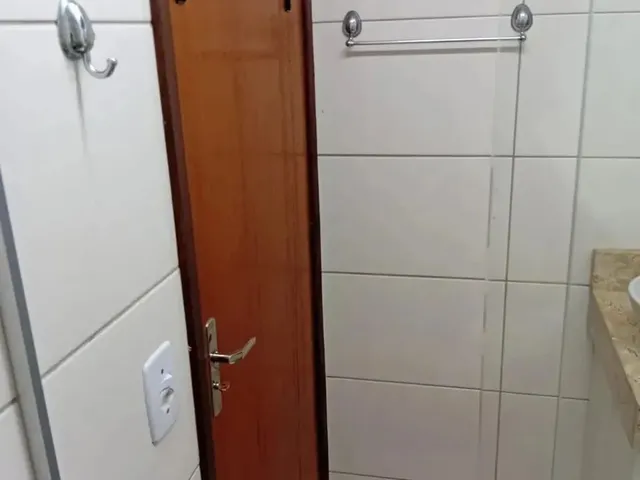 Imagem 11: Urgente! Apartamento Ao Lado da Central! Reformado! C/Elevador! 2Quartos! Qn 5!