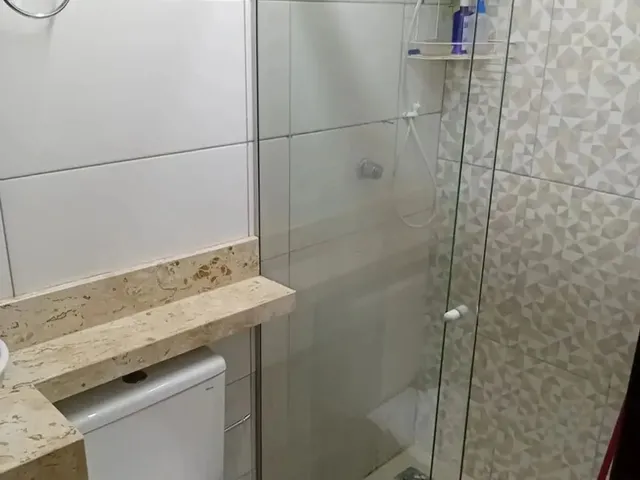 Imagem 2: Urgente! Apartamento Ao Lado da Central! Reformado! C/Elevador! 2Quartos! Qn 5!