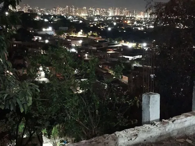Imagem 6: Urgente! Excelente Lote de 862M²! com Casa na Laje de 3Quartos! Iptu! Cond. Fechado!