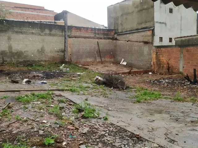 Imagem: Oportunidade Investidor! Vendo Amplo Lote