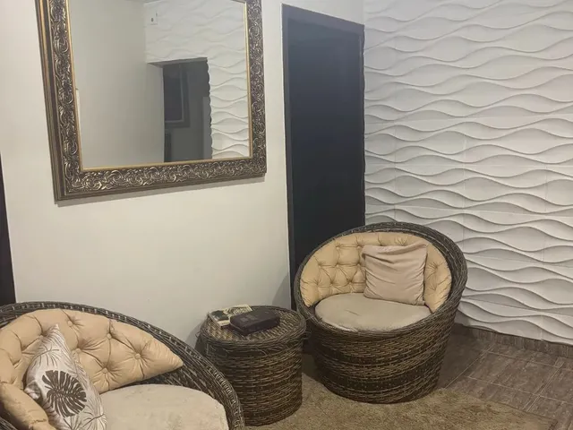 Imagem 4: Casa com 3 Quartos + Loja Comercial - Ideal para Morar e Trabalhar no Mesmo Lugar!
