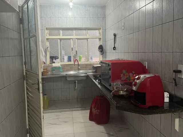 Imagem 6: Casa com 3 Quartos + Loja Comercial - Ideal para Morar e Trabalhar no Mesmo Lugar!