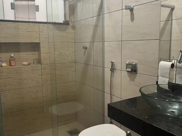 Imagem 7: Casa com 3 Quartos + Loja Comercial - Ideal para Morar e Trabalhar no Mesmo Lugar!