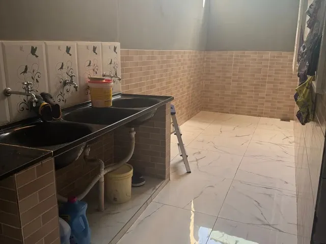 Imagem 15: Casa com 3 Quartos + Loja Comercial - Ideal para Morar e Trabalhar no Mesmo Lugar!