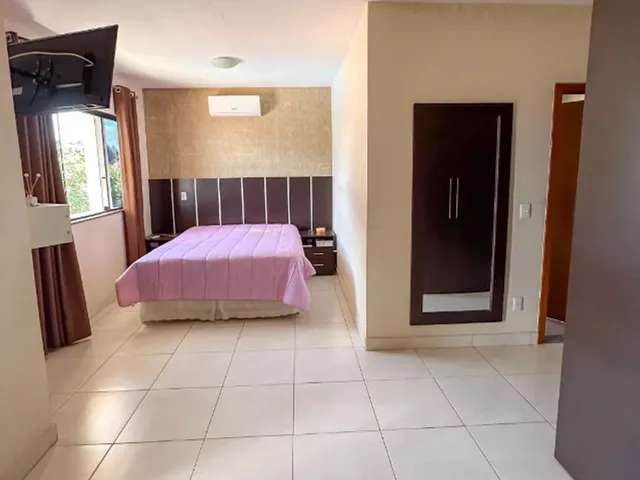 Imagem 2: Casa na Ponte Alta Norte - 5 Quartos - 800M