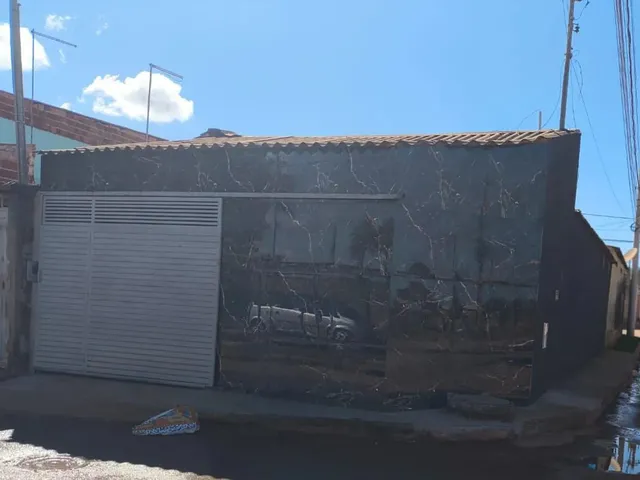 Imagem: Vendo Ou Troco Casa em Brasília por Uma
