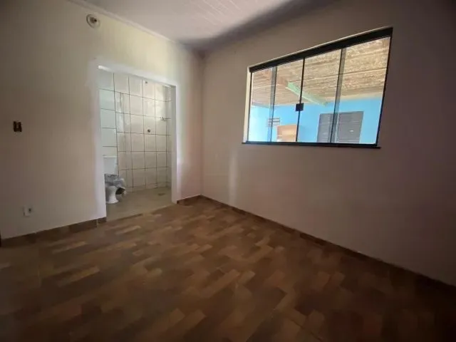 Imagem 15: Na - Casa com 2 Quartos + 2 Kitnets na Qnm 06 de Ceilândia