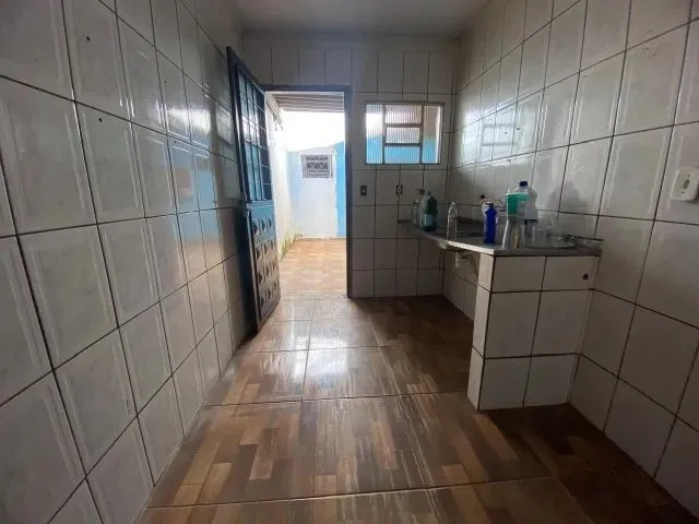 Imagem 6: Na - Casa com 2 Quartos + 2 Kitnets na Qnm 06 de Ceilândia