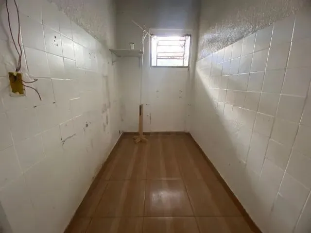 Imagem 2: Na - Casa com 2 Quartos + 2 Kitnets na Qnm 06 de Ceilândia