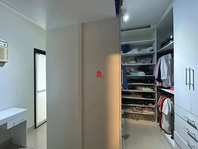 Imagem 10: Edifício Saint Laurent Mobiliado/ 3 Suítes S 1 com Closet e Varanda/ 4 Andar