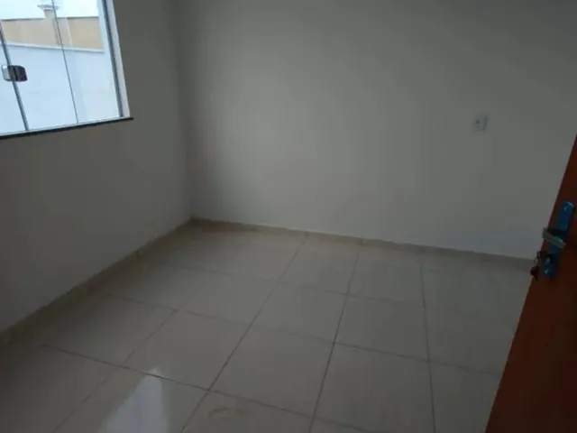 Imagem 2: Vendo Casa Duplex em Condomínio Fechado