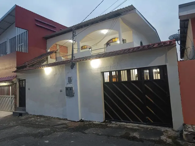 Imagem: Casa 05 Quartos 03 Banheiros no Ouro Verde