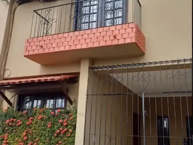 Imagem 1: Casa Duplex no Coroado com 3 Quartos - Prox Ao Spa