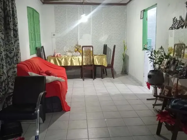 Imagem 12: Casa Enorme no Coroado 1, com 14 Comandos