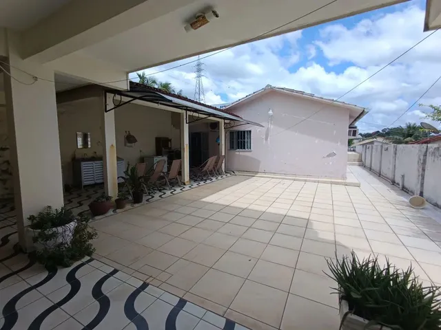 Imagem 4: /Casa com 4 Qrts na Avenida das Torres