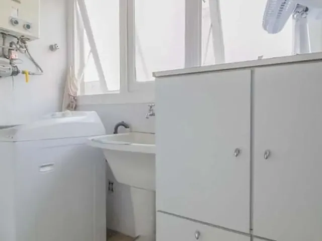 Imagem 2: Imóvel para Venda Tem 147 Metros Quadrados com 2 Quartos em Petrópolis - Porto Alegre