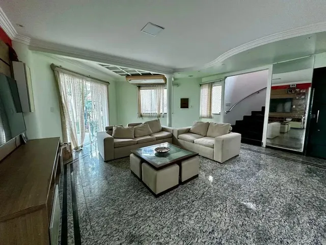 Imagem: Vendo Casa com 3 Suítes (1 Suíte Master)