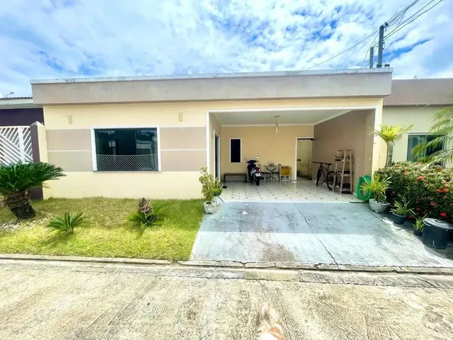 Imagem: Casa com 3 Quando no Condomínio Jardim