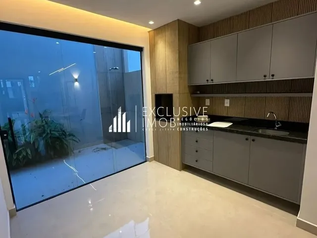 Imagem 8: Imóvel para Venda Possui 207 Metros Quadrados com 3 Quartos em Tenoné - Belém - Pa