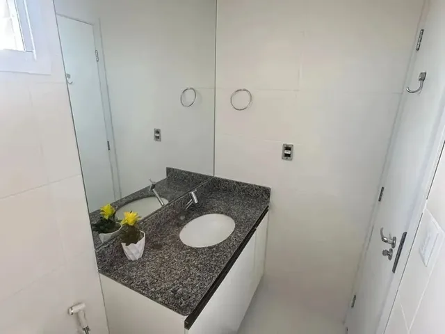 Imagem 9: Vendo Apto Ed Montfort com 2/4 Sendo 1 Suíte e 2Vgs - Marco