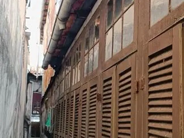 Imagem 10: Vendo Casarão Ao Lado Supermercado Lider/ Praça Brasil, Umarizal, Belém/Pa