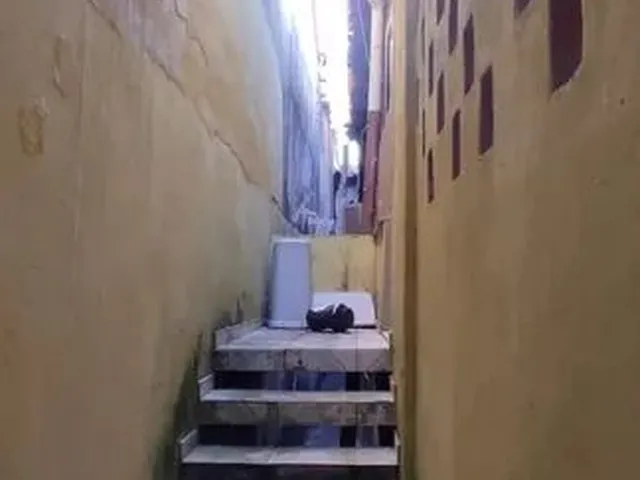 Imagem 12: Vendo Casarão Ao Lado Supermercado Lider/ Praça Brasil, Umarizal, Belém/Pa