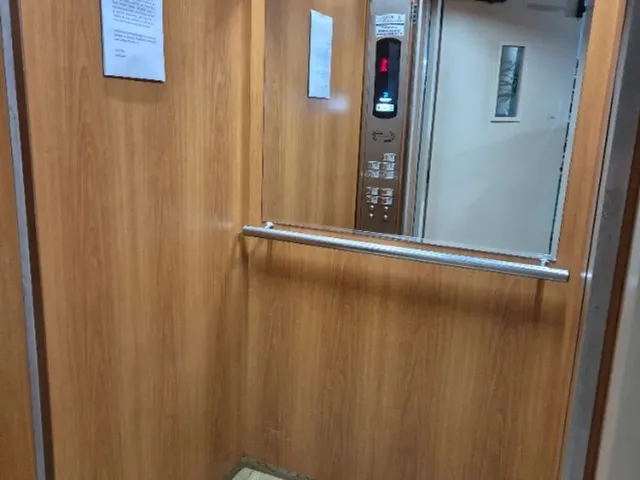Imagem 3: Apartamento no Edifício Girassol com 3 Quartos, Sendo 1 Suíte, por R$210.000,00