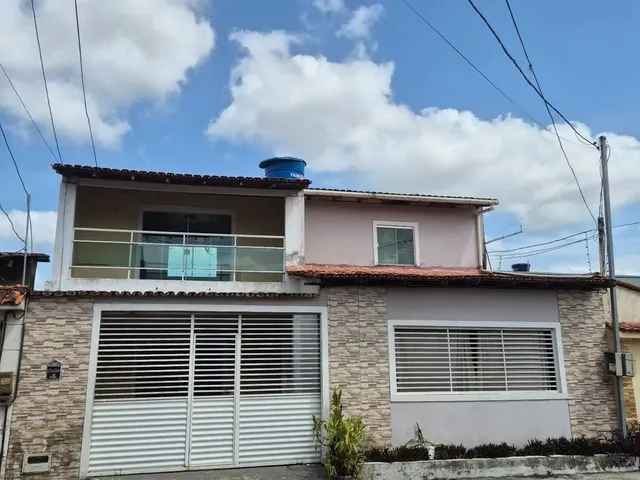 Imagem: Casa 5 Quartos C/ Suíte e Varanda - Cidade