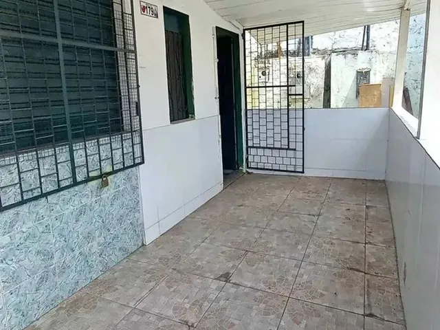 Imagem: Vendo no Conj. Paar - F. P Ananindeua