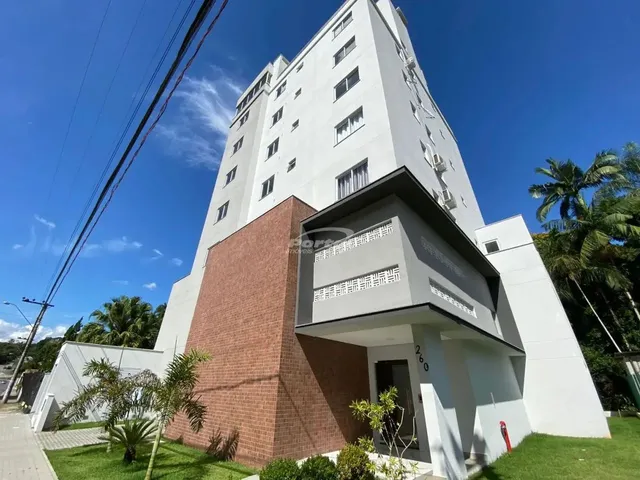Imagem: O apartamento possui 1 Dormitório, 1 Banheiro, 2 Vagas na