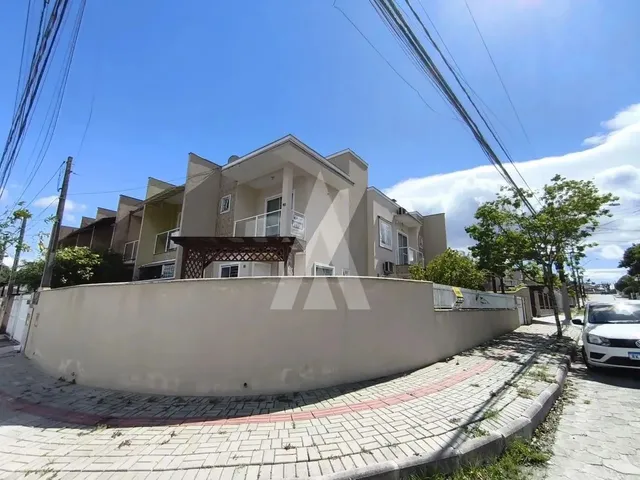 Imagem 14: Casa Completa de Armários no Floresta com 03 Quartos Sendo 01 Suíte com Ar Condicionado