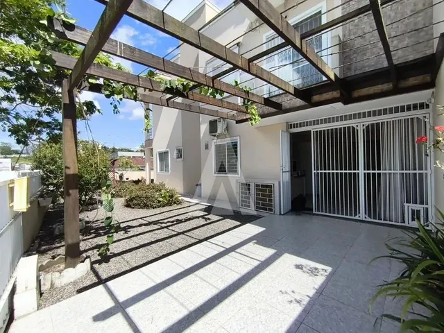 Imagem 4: Casa Completa de Armários no Floresta com 03 Quartos Sendo 01 Suíte com Ar Condicionado