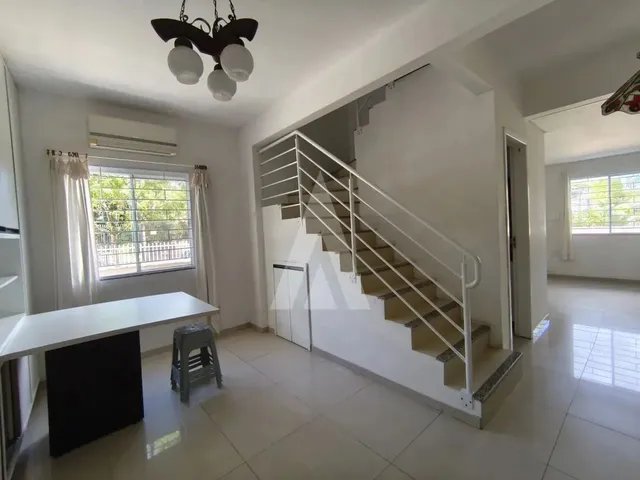Imagem 9: Casa Completa de Armários no Floresta com 03 Quartos Sendo 01 Suíte com Ar Condicionado
