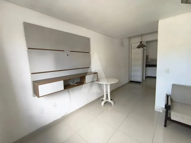 Imagem 13: Casa Completa de Armários no Floresta com 03 Quartos Sendo 01 Suíte com Ar Condicionado