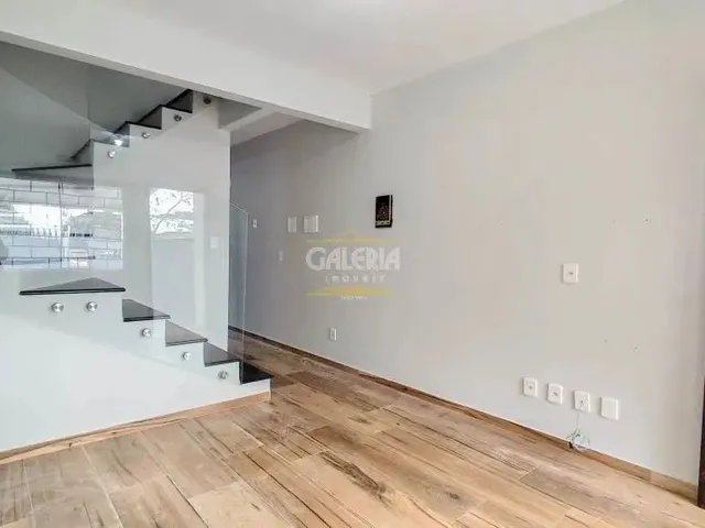 Imagem 4: Sobrado Geminado no Floresta com 2 Quartos para Locação, 65 M²