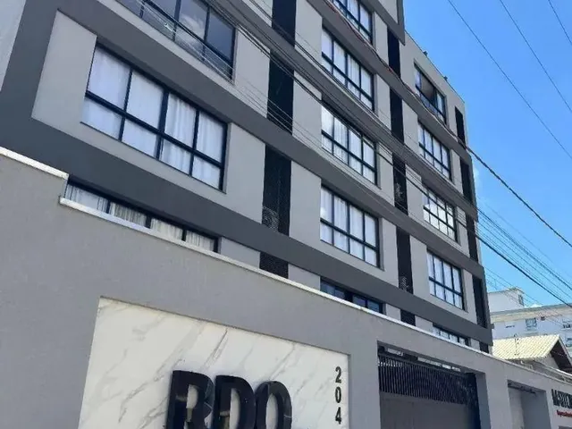 Imagem: O apartamento possui 1 Dormitório, 1 Banheiro, 1 Vaga na