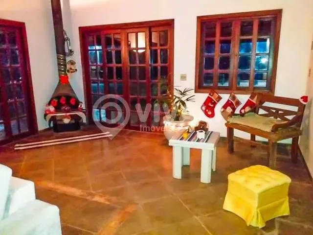 Imagem: Casa em Condomínio - / Residencial / Condomínio