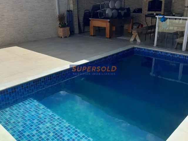 Imagem: Casa Térrea À Venda - com Piscina Aquecida