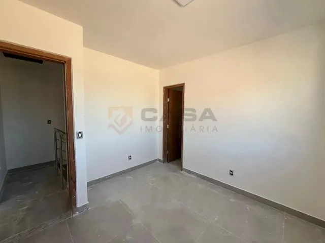 Imagem 6: Casa Duplex em São Francisco 2 Quartos com 2 Suítes